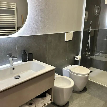 Civico 29 Rooms Peschiera del Garda Extérieur photo